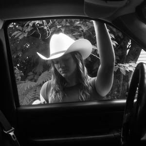 Meet your Posher, Jena